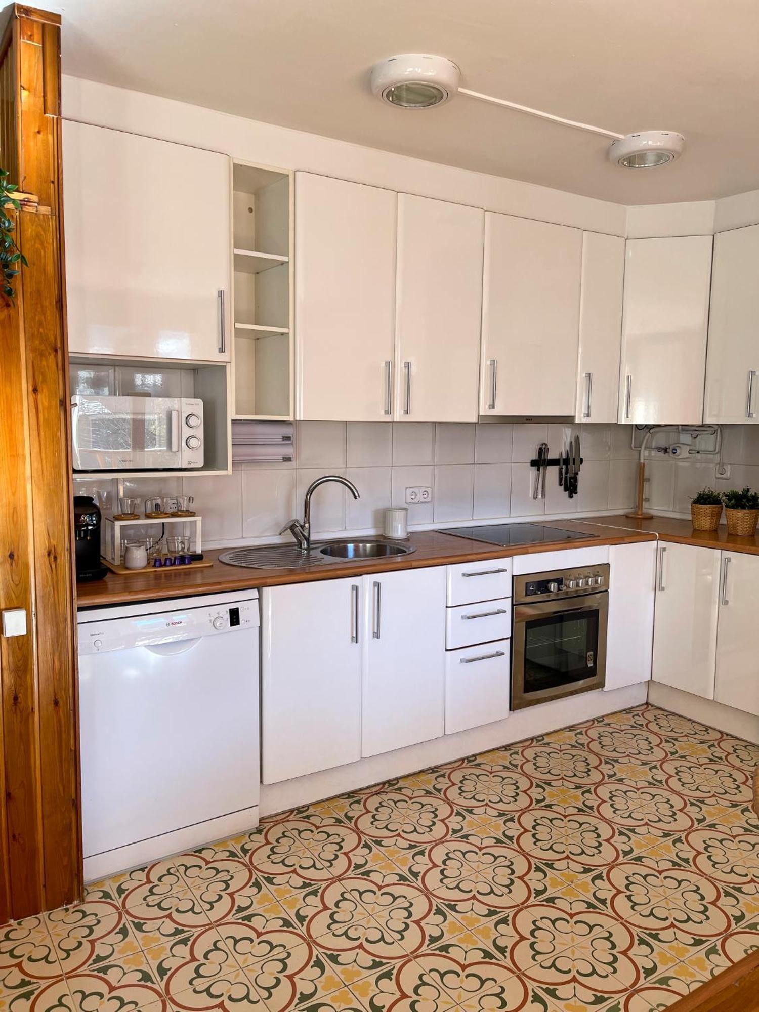 Apartamento Familiar En El Centro De Benasque Con Terraza المظهر الخارجي الصورة